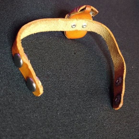 Handcrafted Genuine Leather Owl Bracelet - Picture 6 of 10